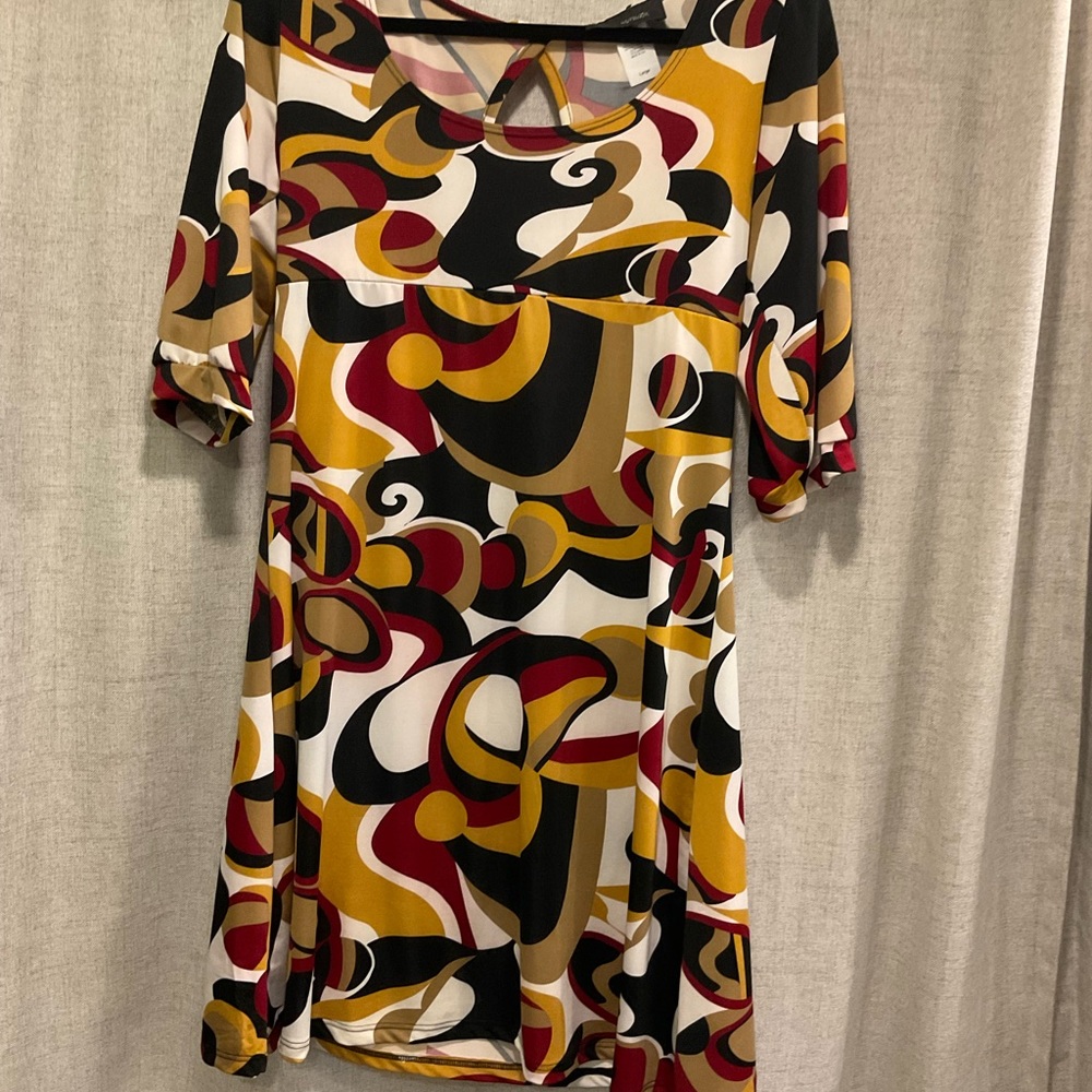 HYPNOTIK WOMENS short sleeve multi color DRESS SIZE LARGE